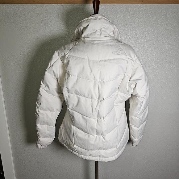 Northface Goosedown, 600 Fill,  Winter White, Puffer Jacket Large PTP 21.5 L. 25 - Picture 3 of 11